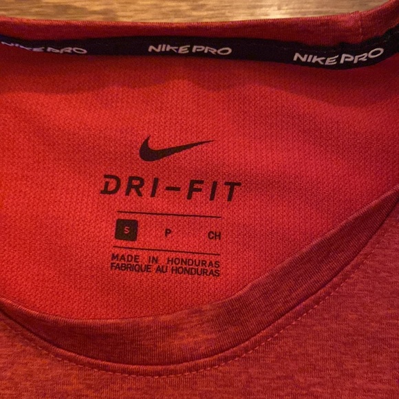 Nike pro men’s tank tops, size small red - Picture 3 of 4
